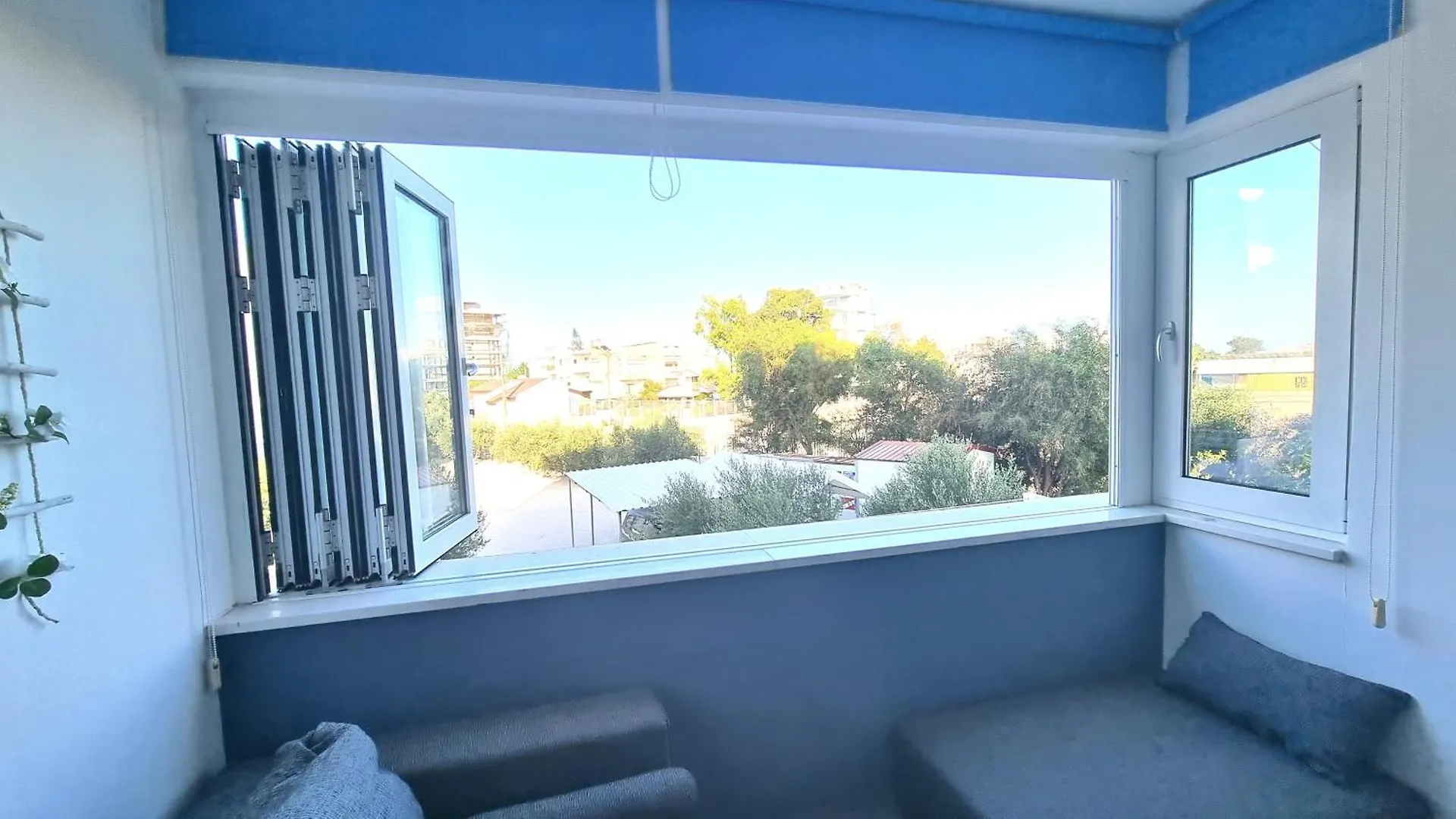 Beachside Comfort - 2Br Apt,5 Min To The Beach Ларнака Апартаменты