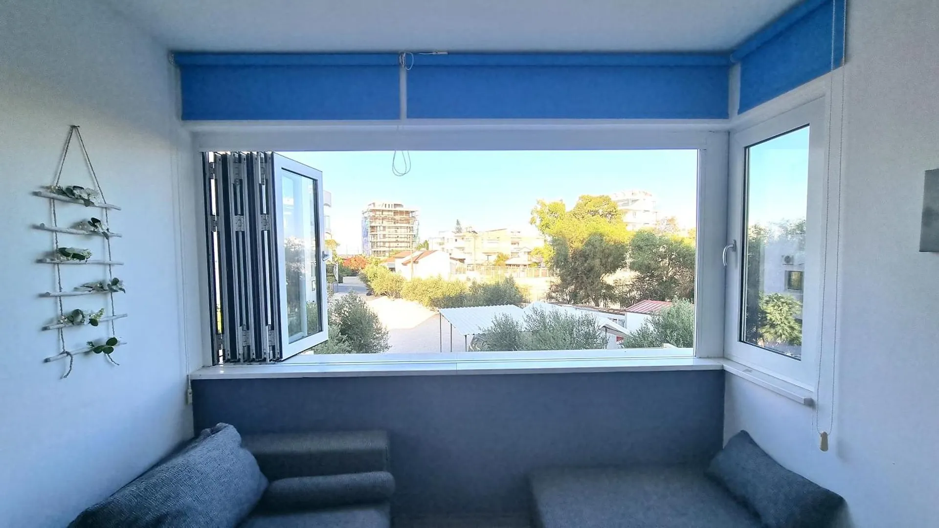 Beachside Comfort - 2Br Apt,5 Min To The Beach Ларнака
