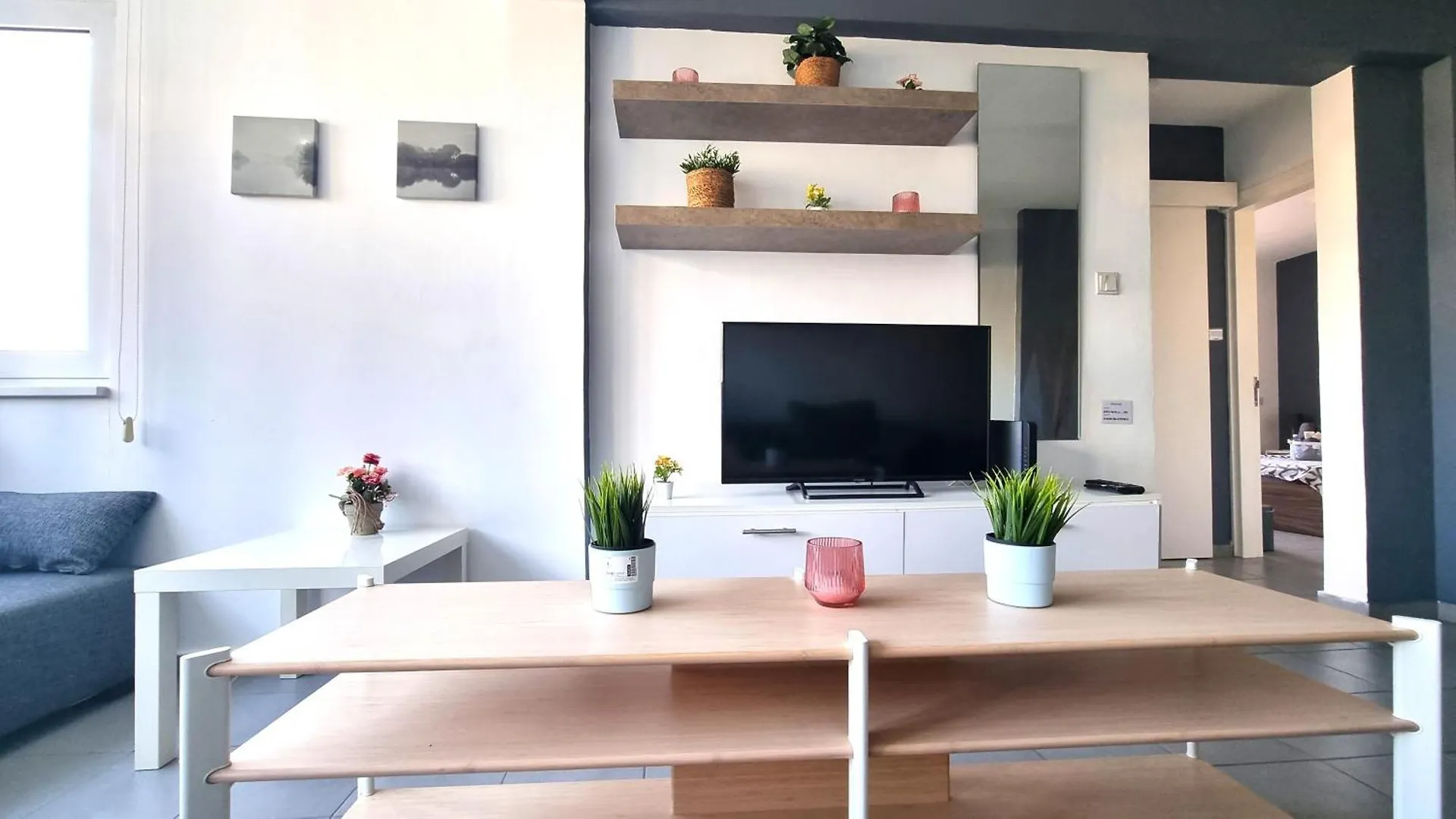 Beachside Comfort - 2Br Apt,5 Min To The Beach Ларнака 0*,