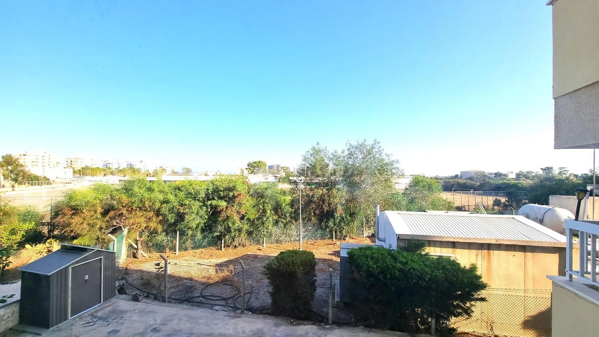 Beachside Comfort - 2Br Apt,5 Min To The Beach Ларнака